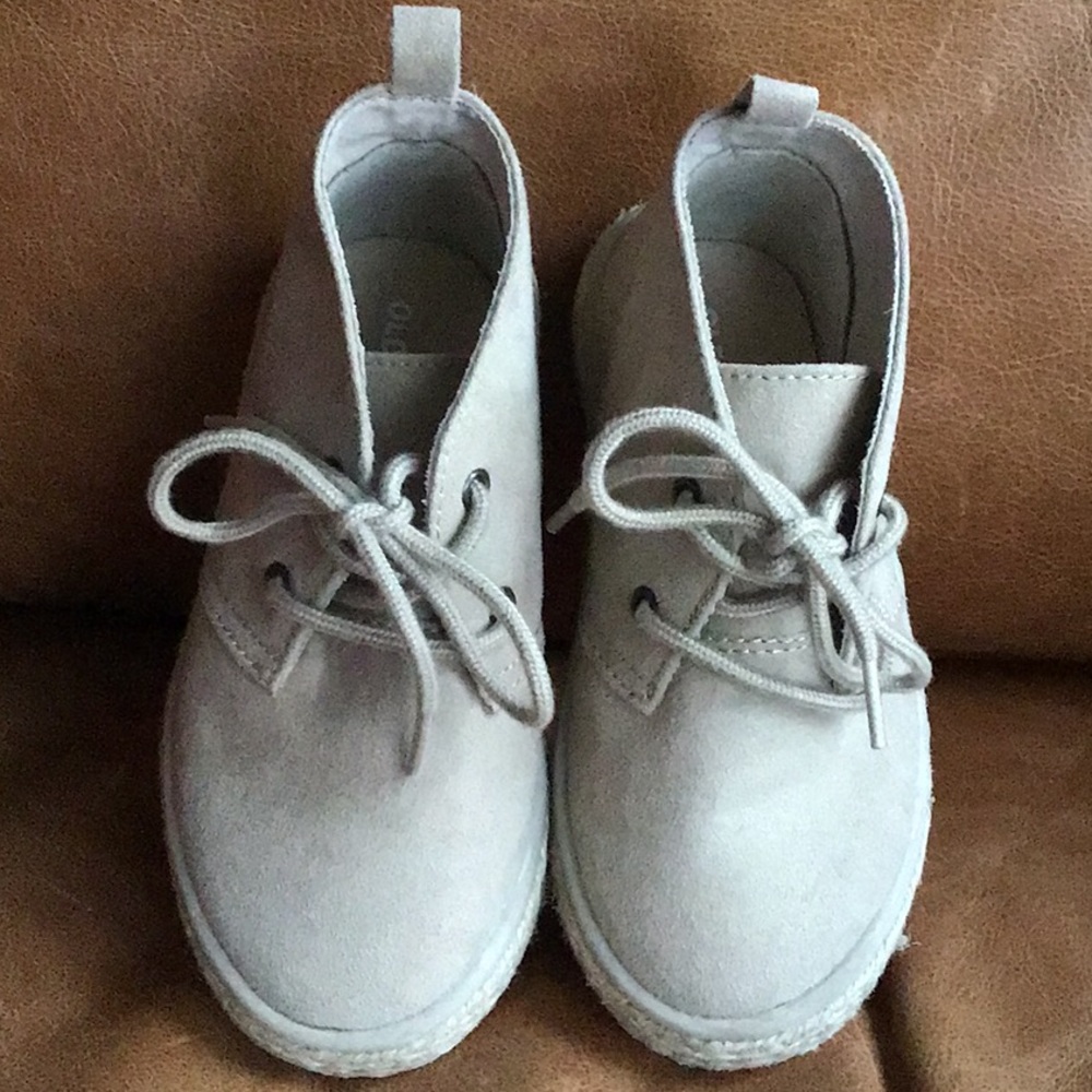 Old navy toddler size 9 boots